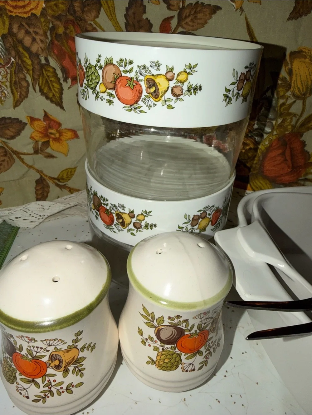 Vintage Spice of life Corning ware/ Pyrex